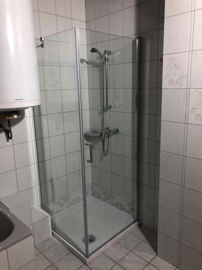 Valentin Vendégház Balatonlelle Esterno foto